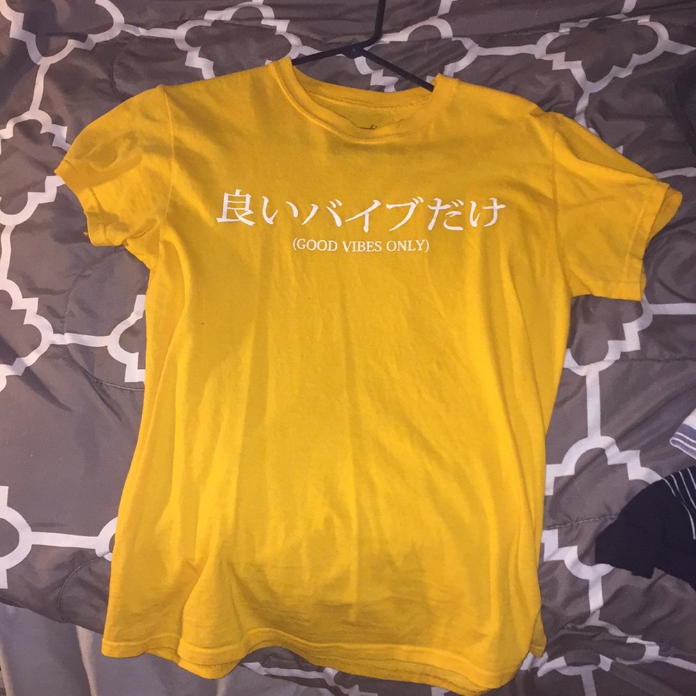 short sleeved t shirt